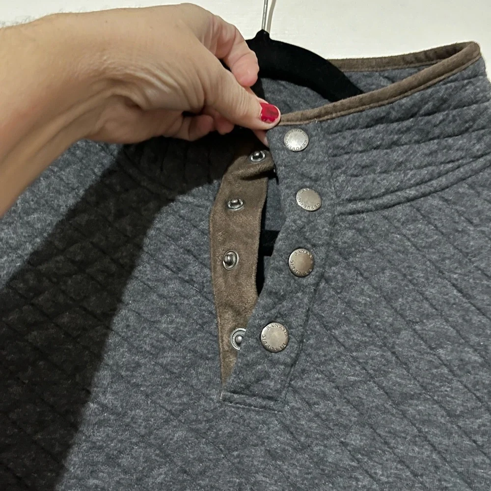 Banana Republic Quilted Dark Gray Sweater Large